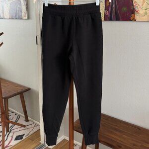 Paragon Fitwear - Airfit Jogger in Black